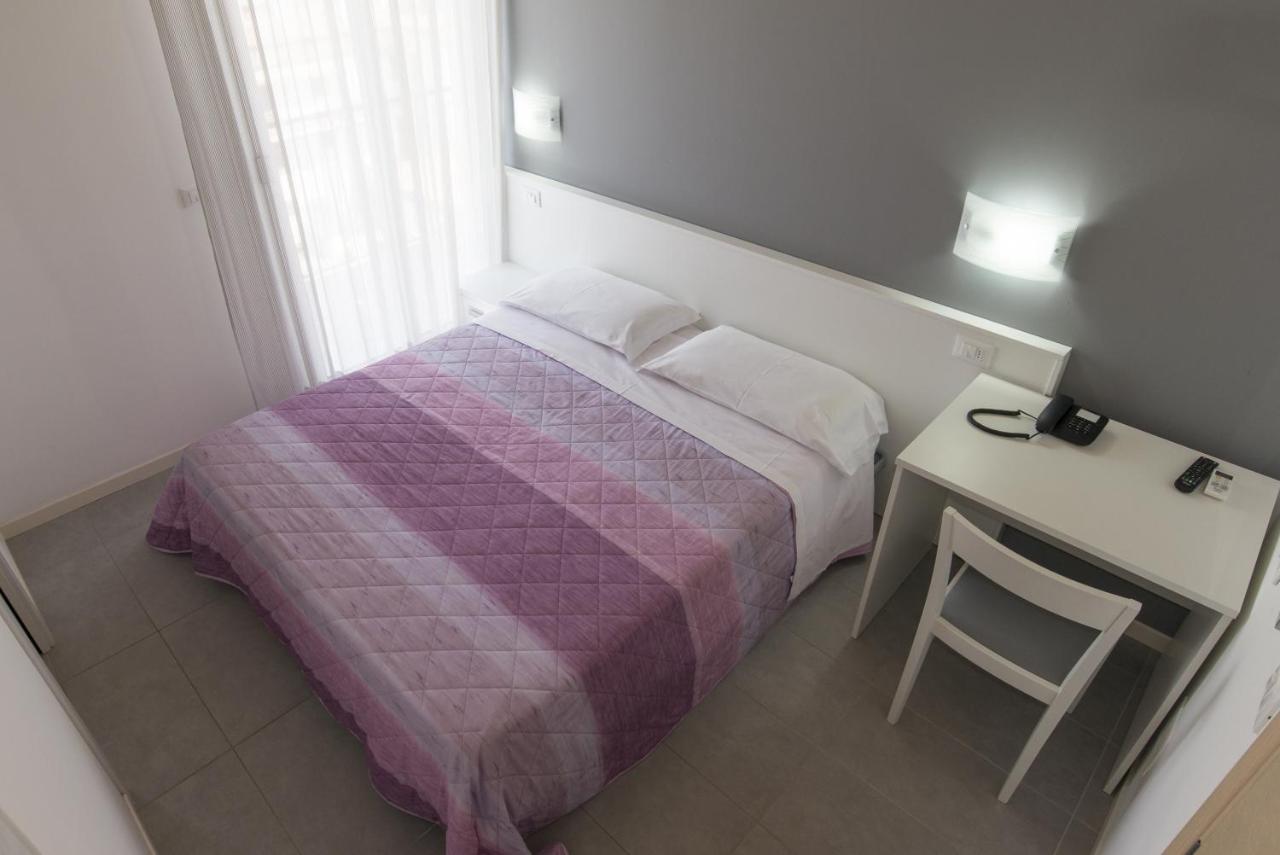 Hotel Atene Lido di Jesolo Esterno foto
